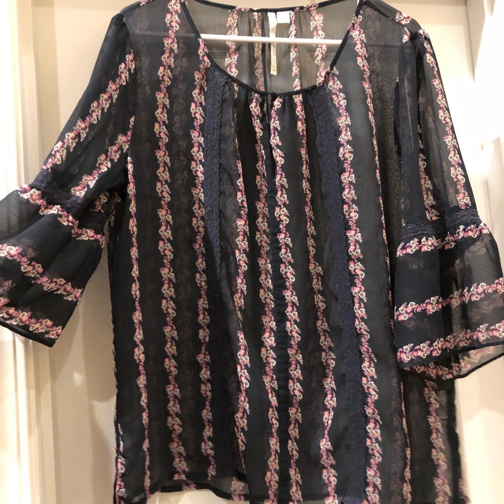 LC Lauren Conrad top